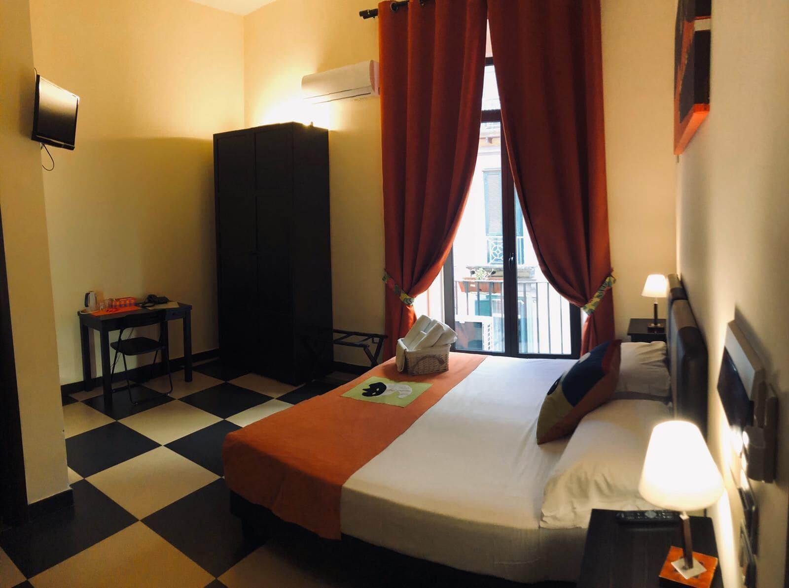 Hotel Plebiscito Aparthotel Naples Exterior photo