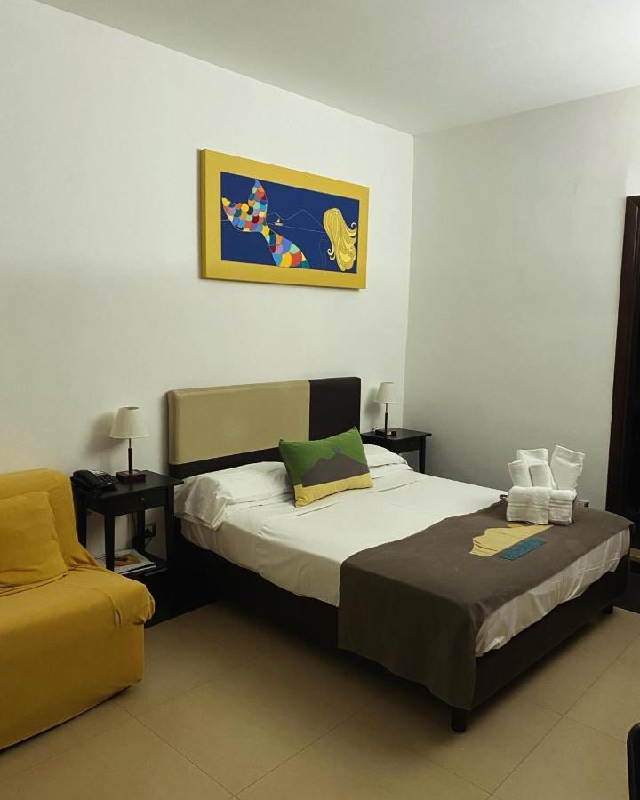 Hotel Plebiscito Aparthotel Naples Exterior photo