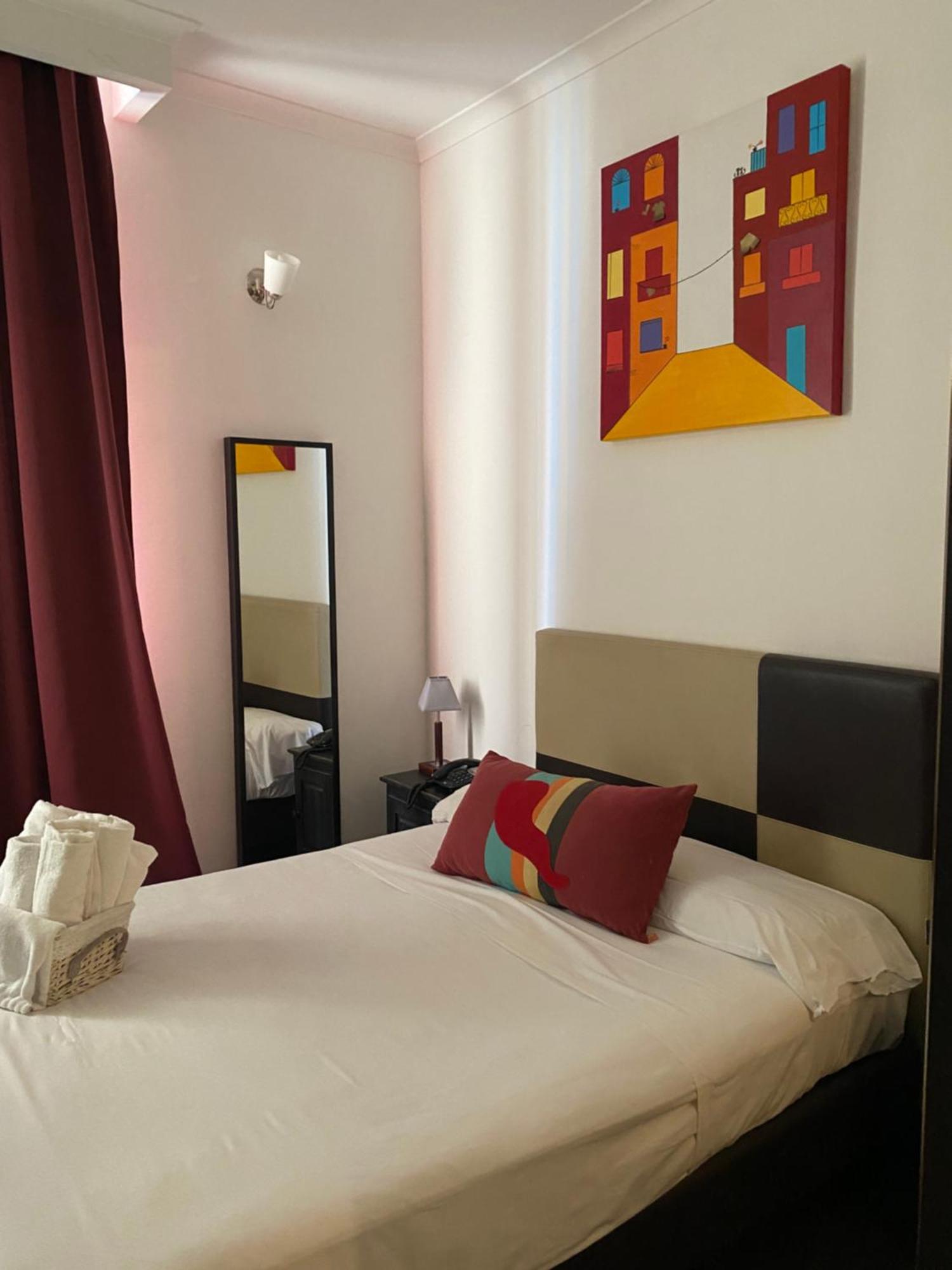 Hotel Plebiscito Aparthotel Naples Exterior photo