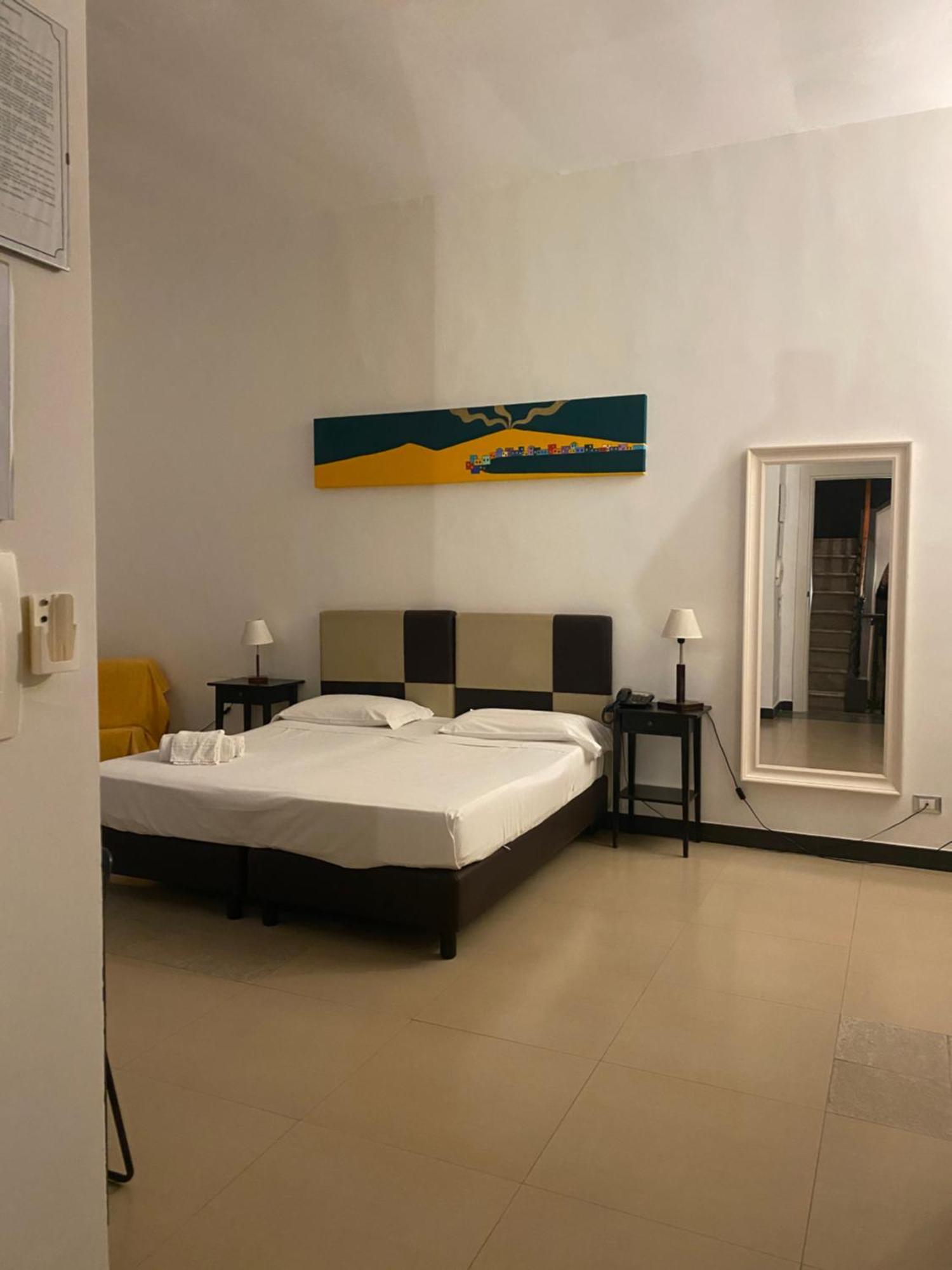 Hotel Plebiscito Aparthotel Naples Exterior photo