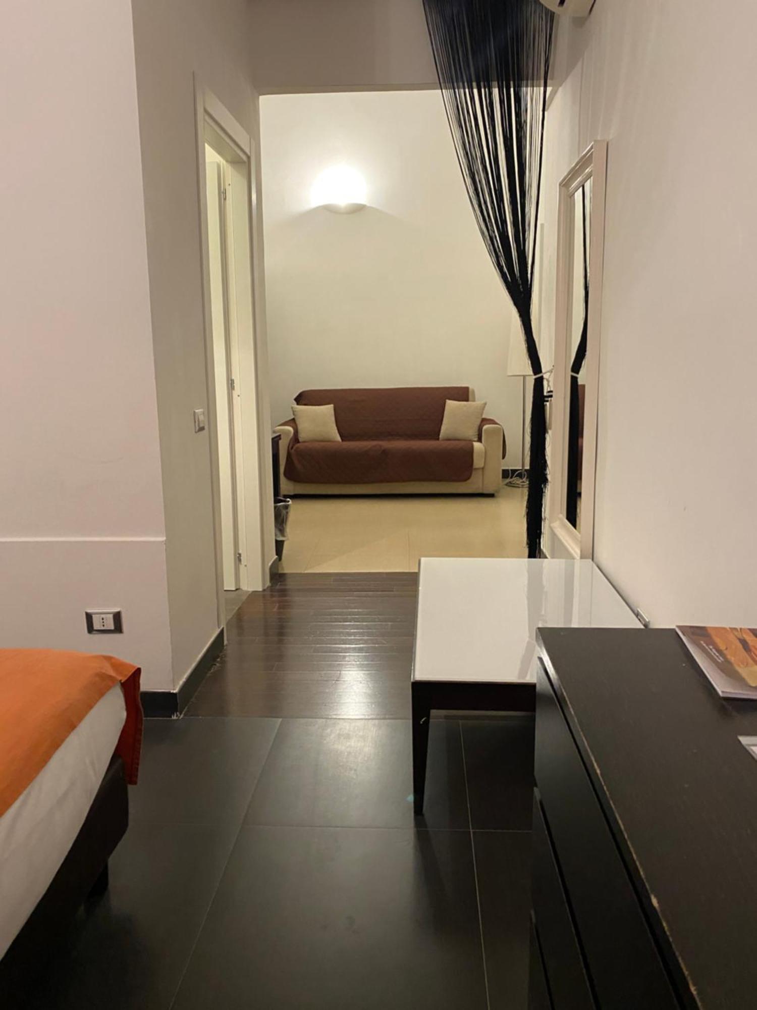 Hotel Plebiscito Aparthotel Naples Exterior photo