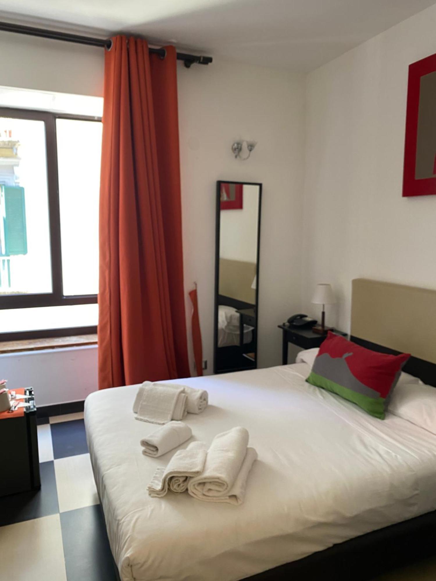 Hotel Plebiscito Aparthotel Naples Exterior photo